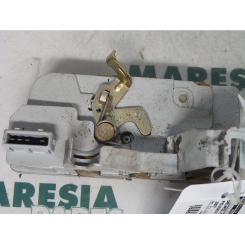 Peugeot - 307 - Rear door lock mechanism 4-door, left