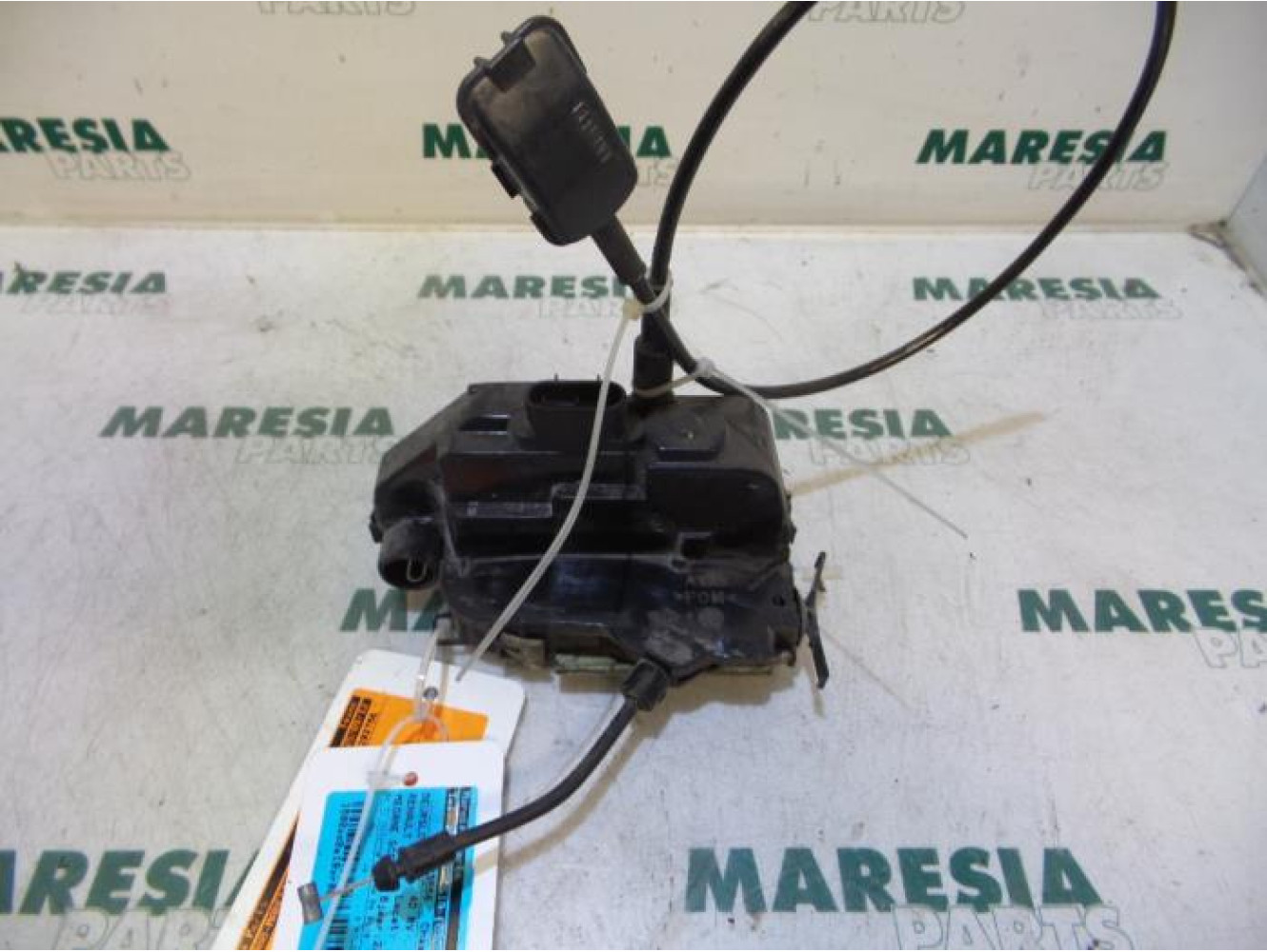 Renault - Megane Scenic - Front door lock mechanism 4-door, right