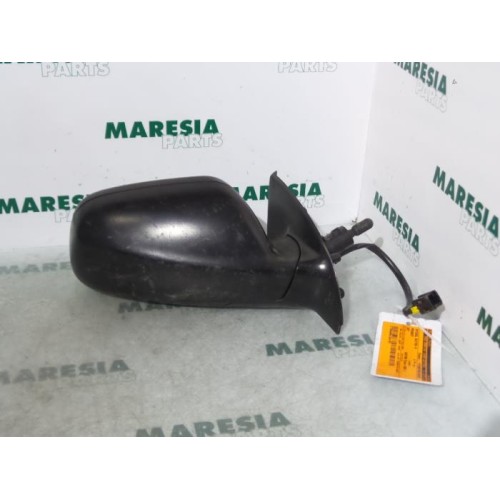 Peugeot - 307 - Wing mirror, right
