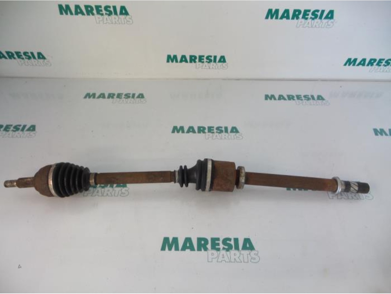 Renault - Megane Scenic - Front drive shaft, right