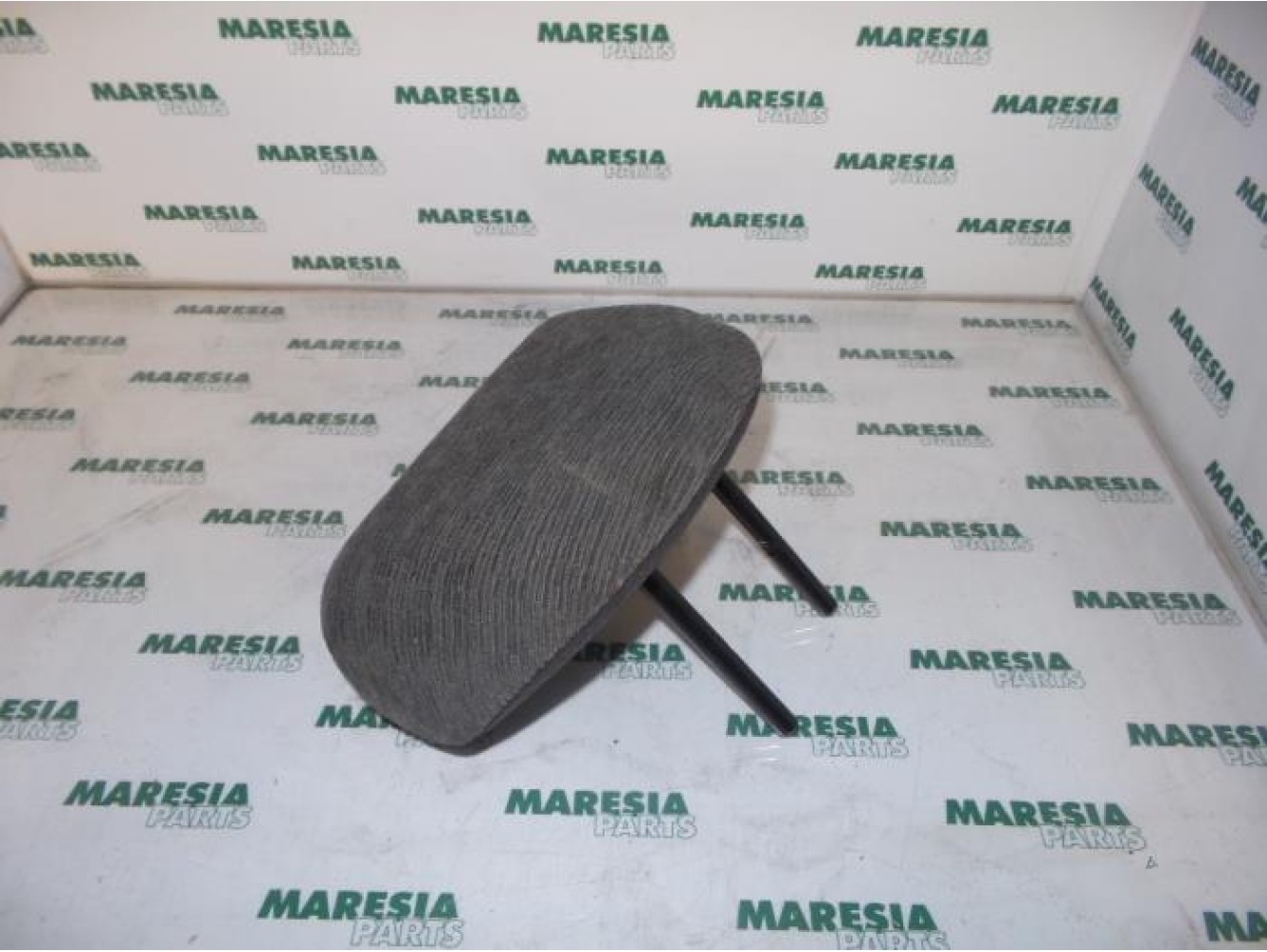 Citroen - C5 - Headrest