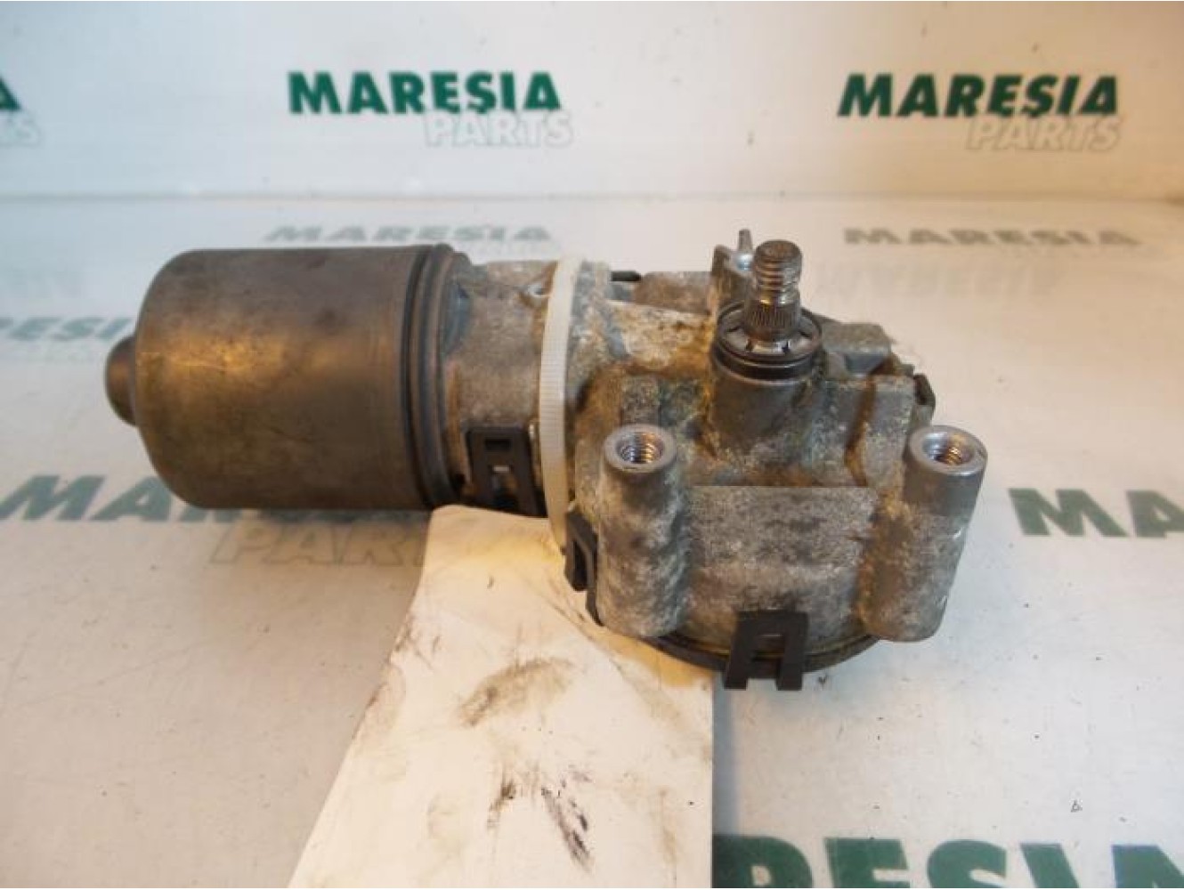 Citroen - C5 - Front wiper motor