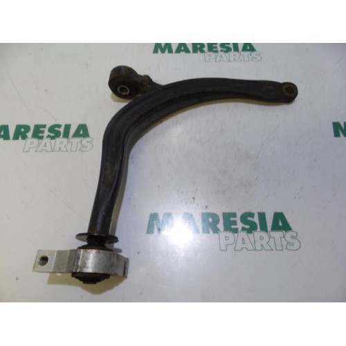 Citroen - C5 - Front lower wishbone, right