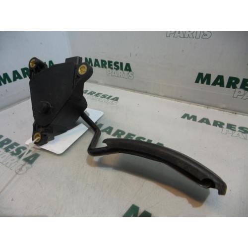 Renault - Megane Scenic - Throttle pedal position sensor