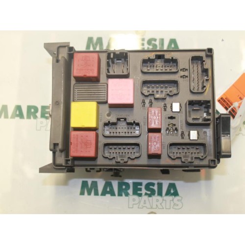 Renault - Espace - Fuse box