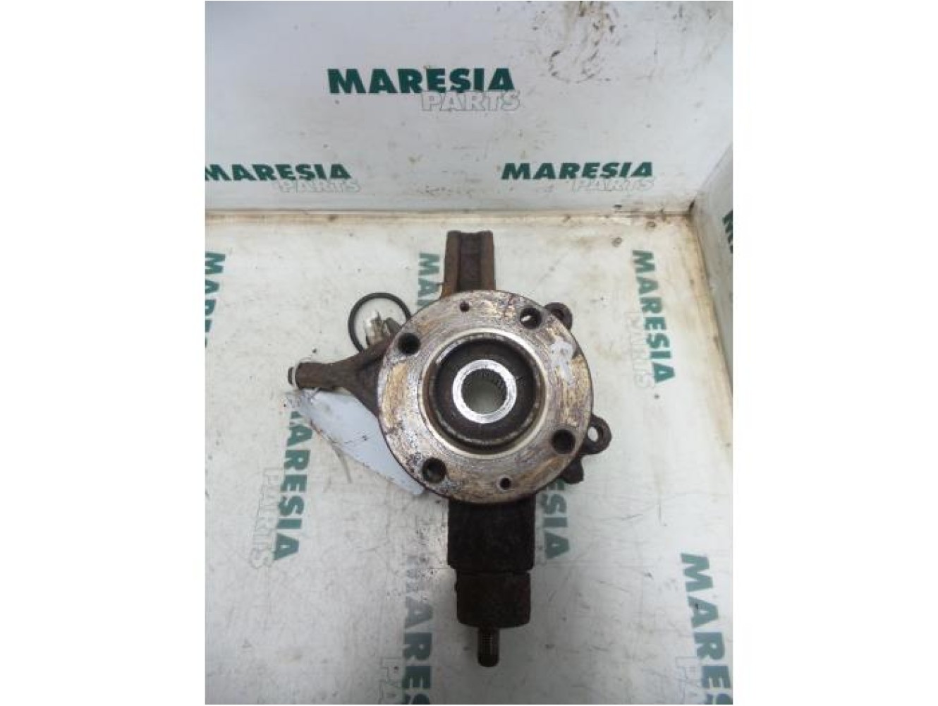 Peugeot - 307 - Knuckle, front right