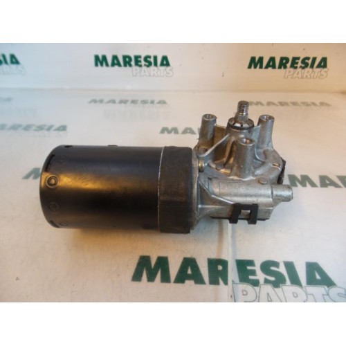 Peugeot - 206 - Front wiper motor