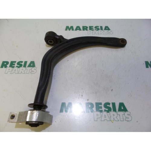 Citroen - C5 - Front lower wishbone, right