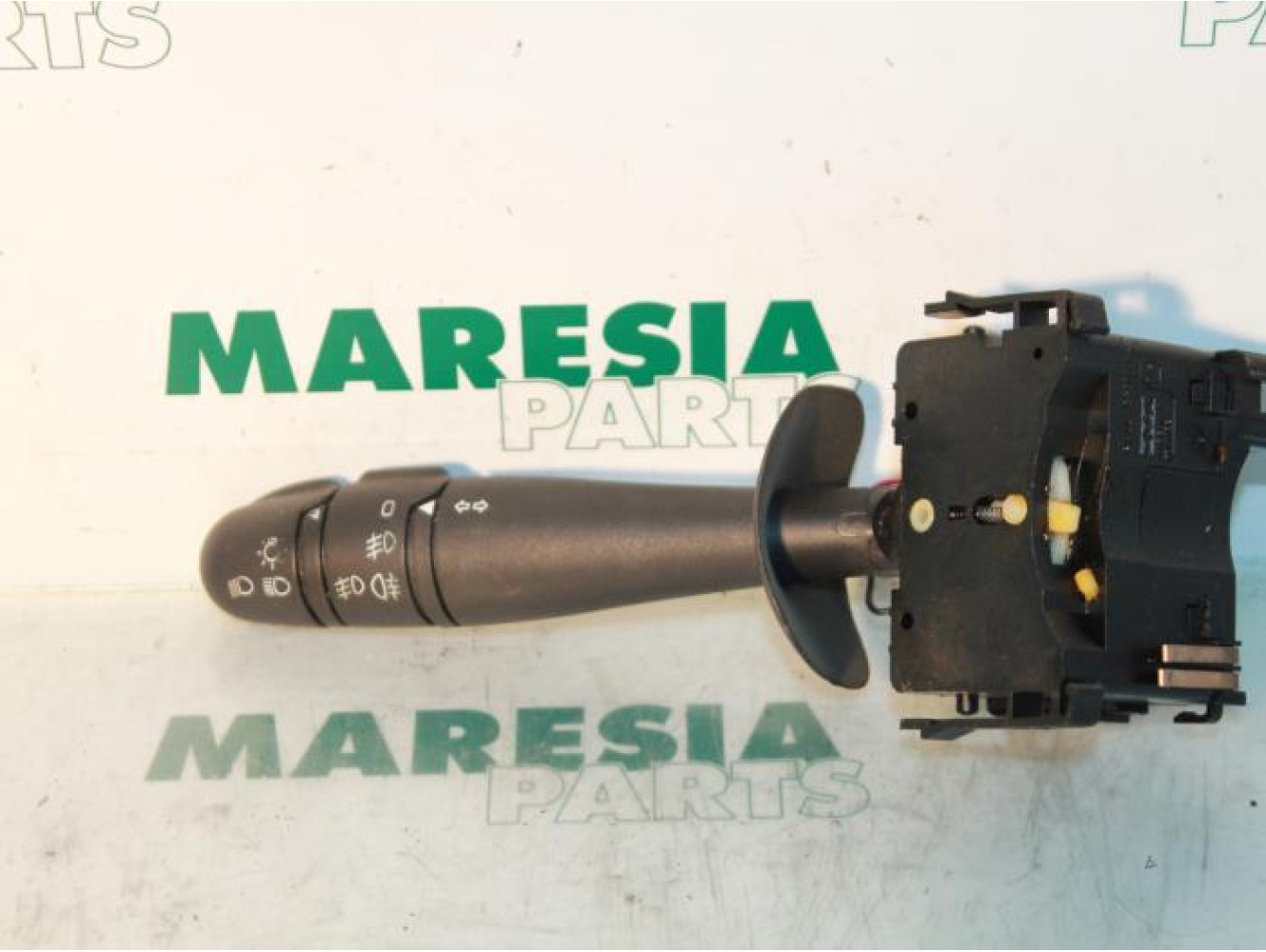 Renault - Laguna - Indicator switch
