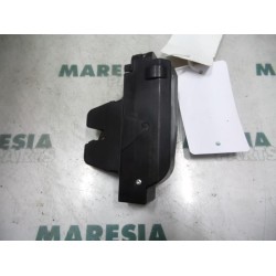 Citroen - C6 - Tailgate lock mechanism