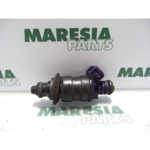 Renault - Clio - Injector (petrol injection)