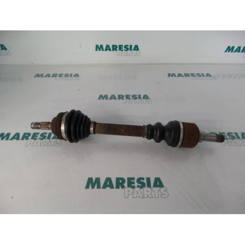 Peugeot - 206 - Front drive shaft, left