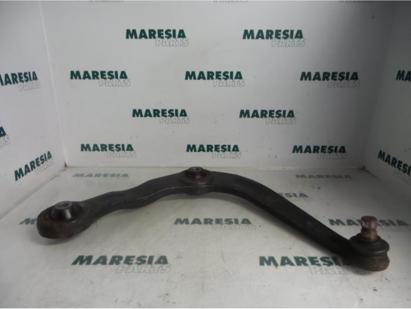 Peugeot - 206 - Front lower wishbone, right