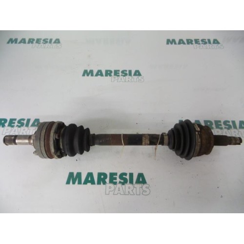 Alfa Romeo - 166 - Antriebswelle links vorne
