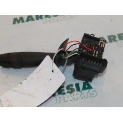 Renault - Clio - Indicator switch
