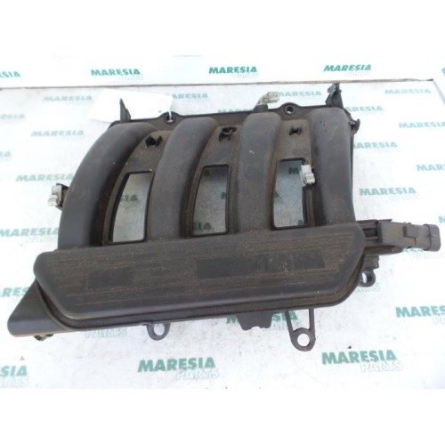 Renault - Megane Scenic - Intake manifold