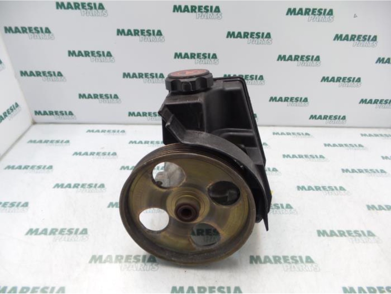 Citroen - Xsara - Power steering pump