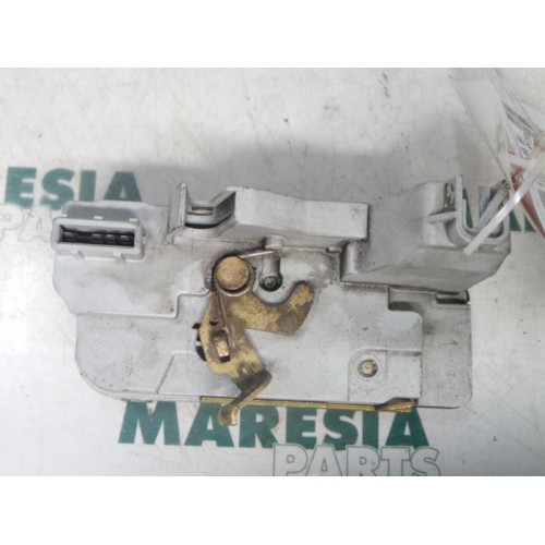 Peugeot - 307 - Rear door mechanism 4-door, right