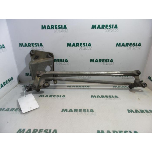 Peugeot - 306 - Wiper mechanism