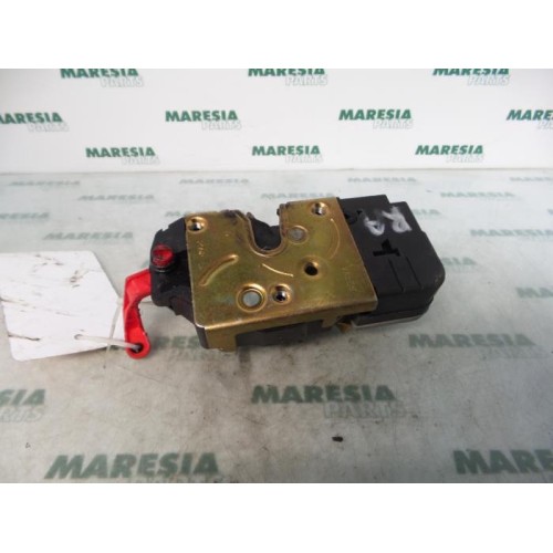Citroen - Xsara - Rear door mechanism 4-door, right