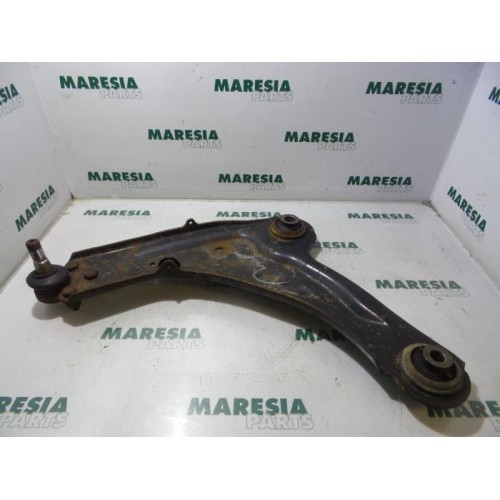 Renault - Laguna - Querlenker unten links vorne