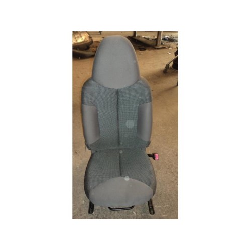 Peugeot - 107 - Seat, right
