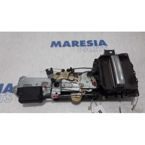 Lancia - Phedra - Rear door mechanism 4-door, right