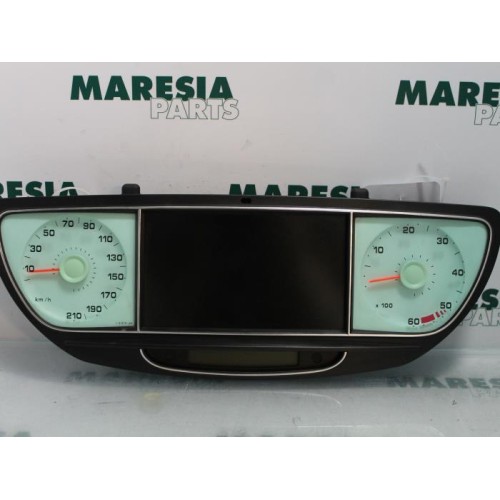 Lancia - Phedra - Instrument de bord