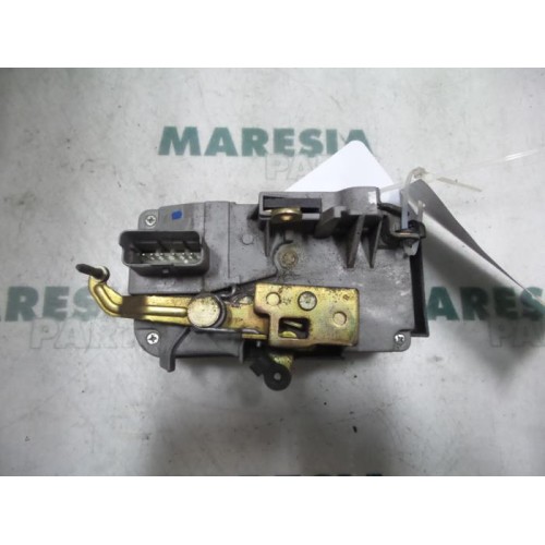 Lancia - Phedra - Front door lock mechanism 4-door, right