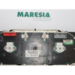 Renault - Laguna - Instrument panel