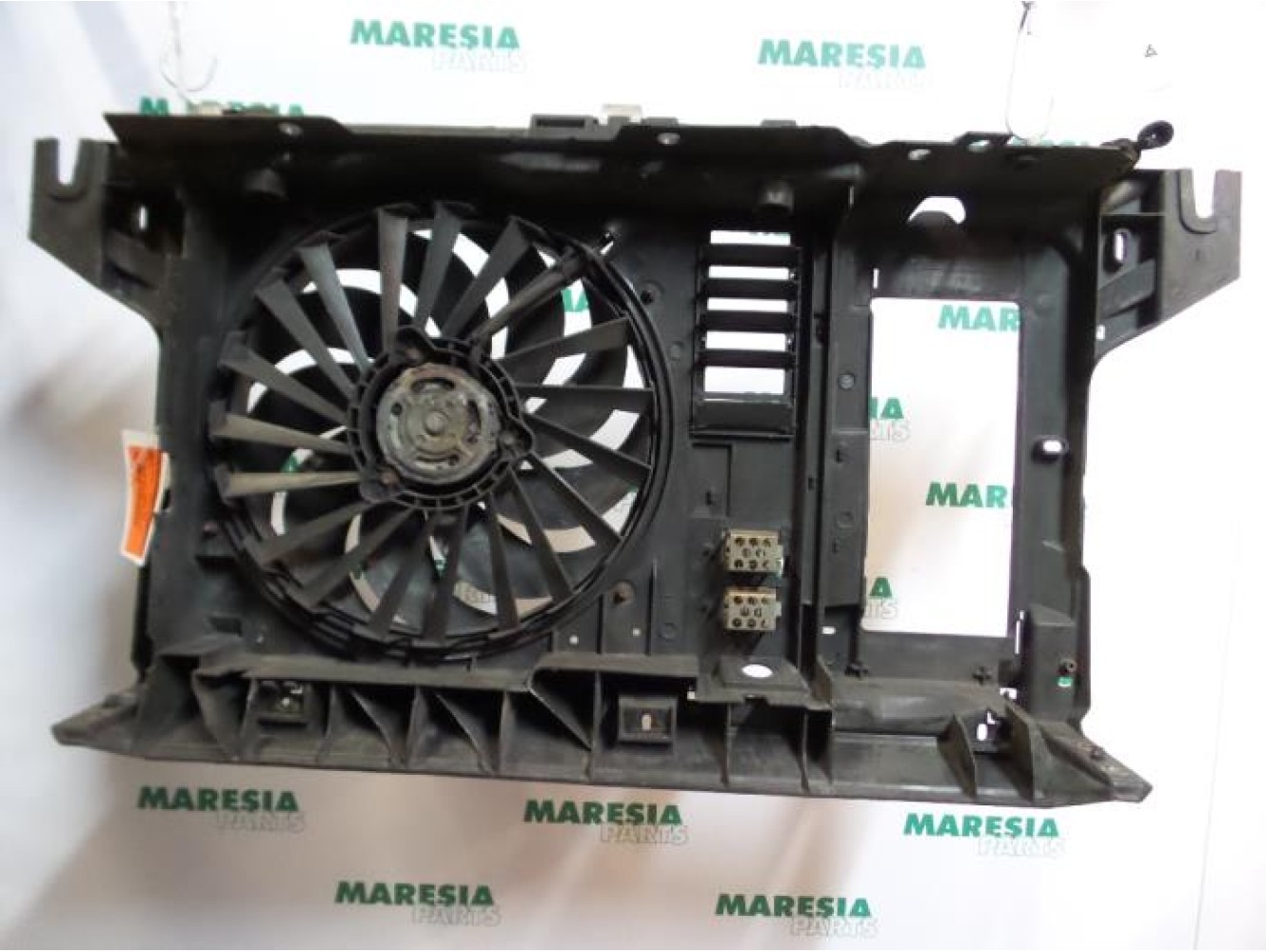 Citroen - C5 - Fan motor