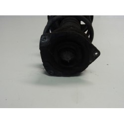 Renault - Megane - Front shock absorber rod, right