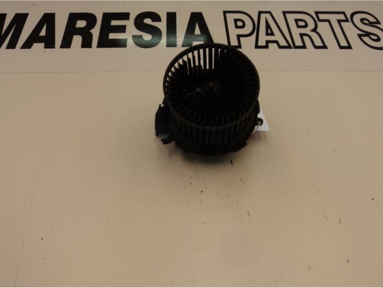 Peugeot - 206 - Heating and ventilation fan motor