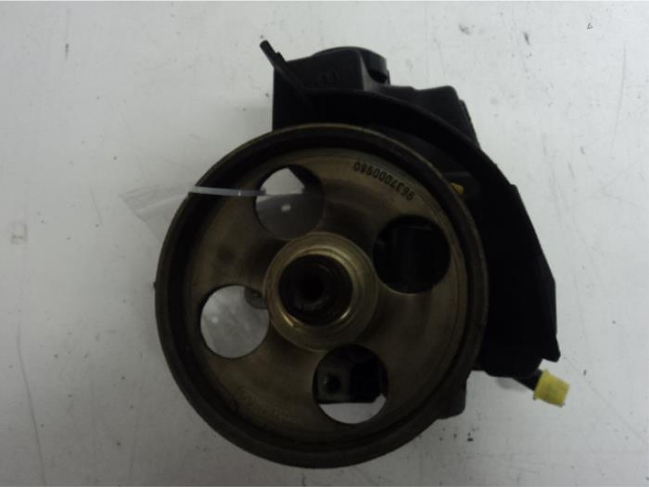 Peugeot - 206 - Power steering pump