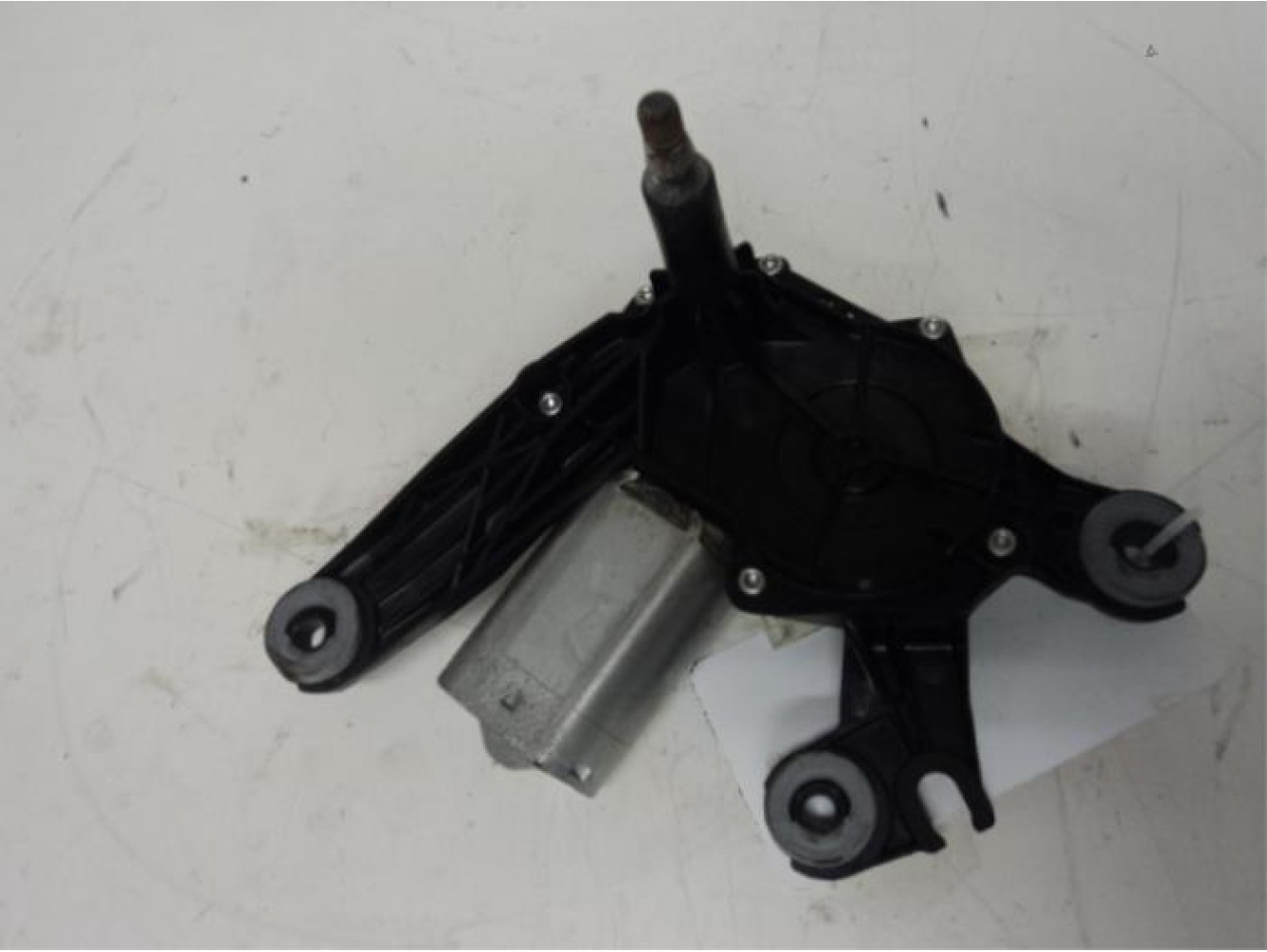 Peugeot - 206 - Scheibenwischermotor hinten