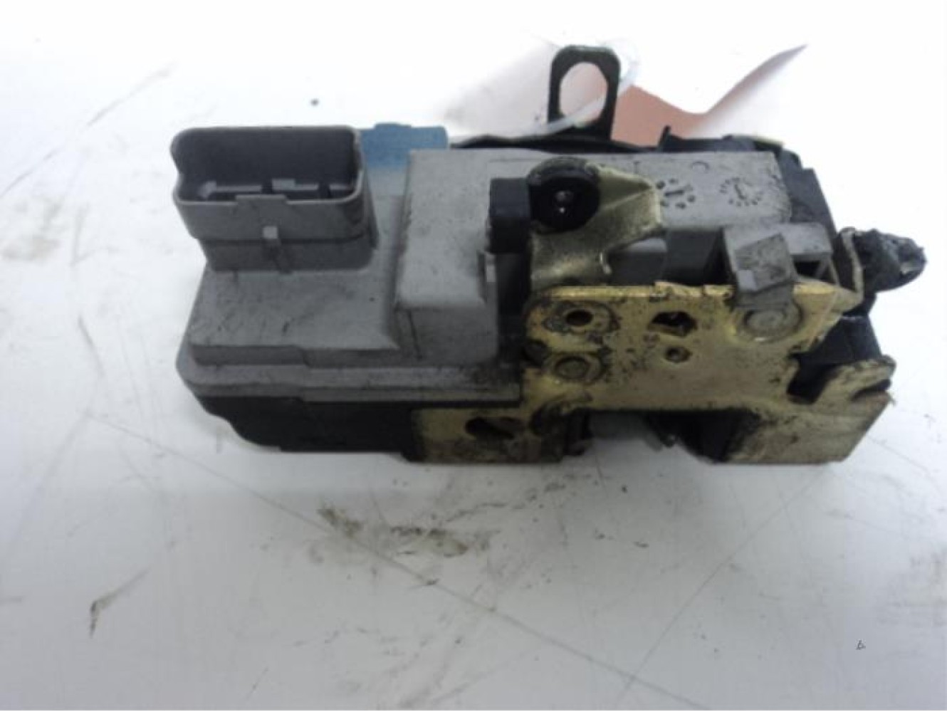 Peugeot - 206 - Door lock mechanism 4-door, front left