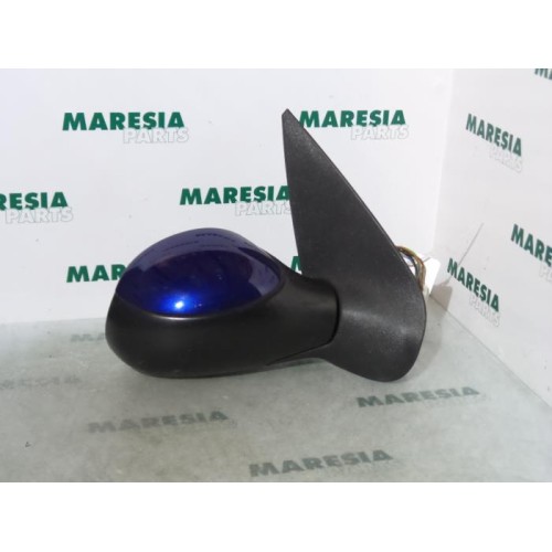 Peugeot - 206 - Wing mirror, right