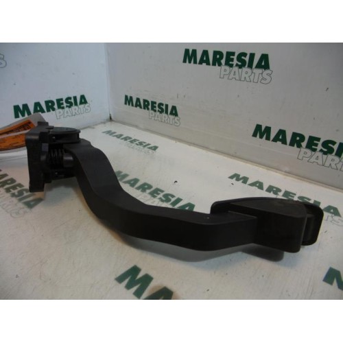 Peugeot - 206 - Gaspedaalpositie Sensor