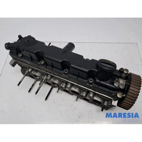 Citroen - C5 - Cylinder head