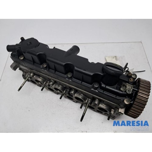 Citroen - C5 - Cylinder head