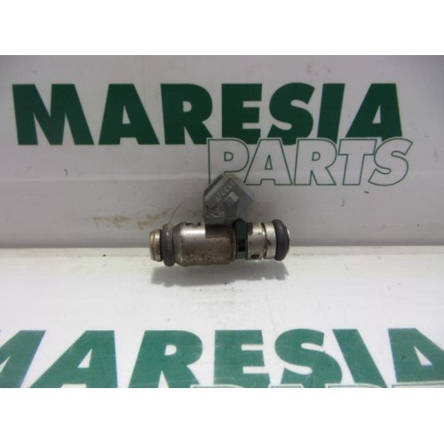Renault - Megane Scenic - Injector (petrol injection)