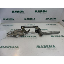 Peugeot - 407 - Wiper mechanism