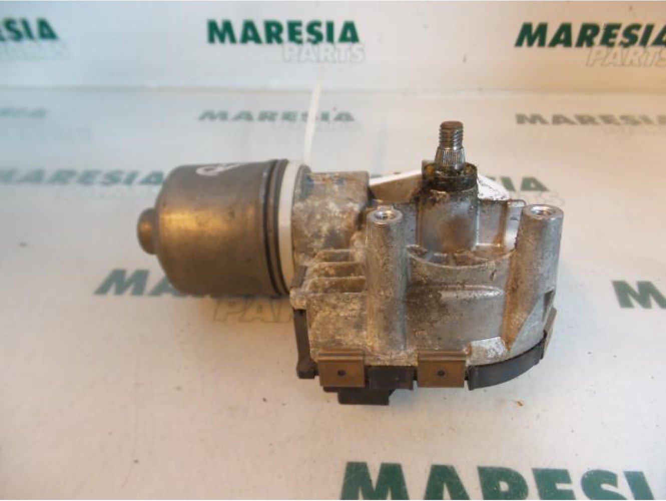 Peugeot - 407 - Front wiper motor