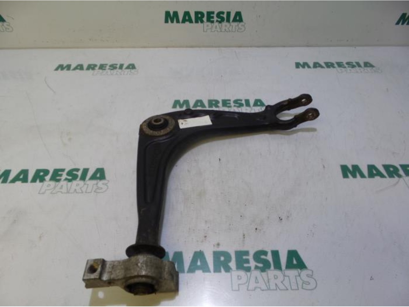 Peugeot - 407 - Front lower wishbone, right