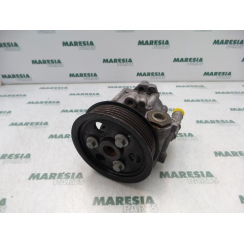 Citroen - C6 - Power steering pump