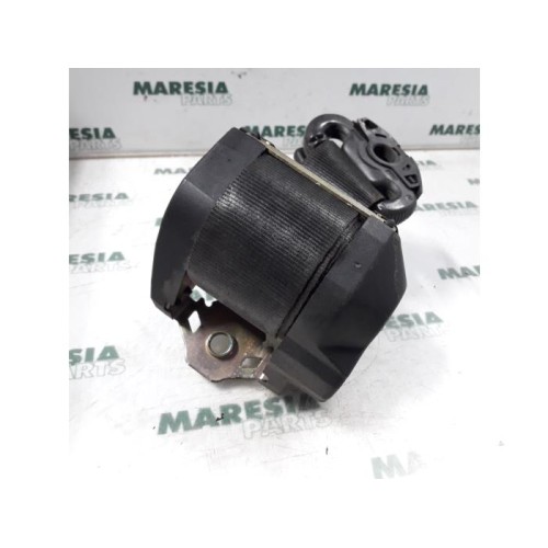 Iveco - Daily - Front seatbelt, right