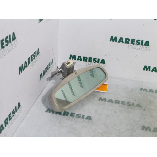 Renault - Megane Scenic - Rear view mirror
