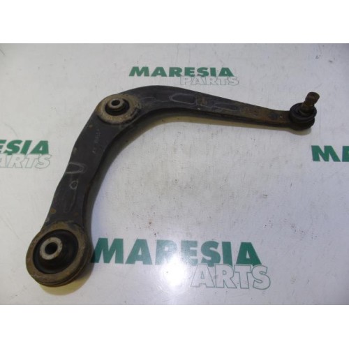Peugeot - 206 - Front lower wishbone, right