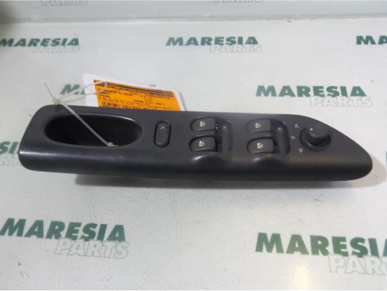 Renault - Laguna - Multi-functional window switch