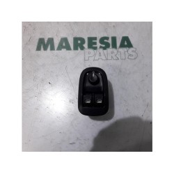 Peugeot - 206 - Multi-functional window switch